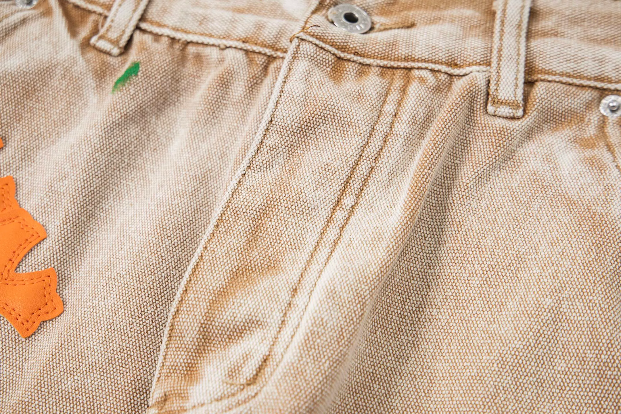 #8200 P260💰 Independent GALLERY DEPT. Vintage splash-ink splicing khaki orange cross loose washed flared jeans - truly restore the ultimate vintage texture - original hardware accessories washed and other elevators, QR code analysis are all purchased from the original factory, high degree of restoration, you are welcome to compare with certain products ~ - three-dimensional version Loose and comfortable, not picky about the figure, tall and slim, factory Seiko, original quality control, same style for men and women, can be matched with couples, versatile recommendation Essential jeans for all seasons - sizes: 28 30 32 34 36